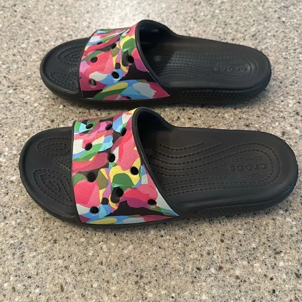 CROCS Bubble Block Slide - Picture 6 of 11